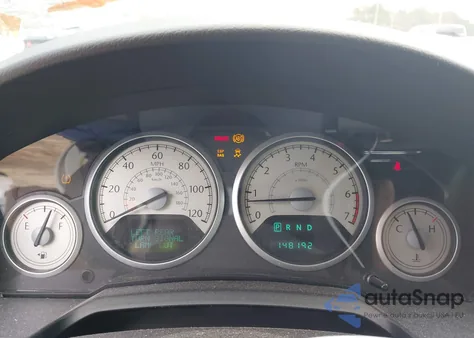 2010 Chrysler Town & Country Touring Plus из США, поврежденный, VIN 2A4RR8DX3AR435146